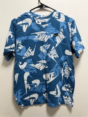 Nike Shirt Mens M Bundle White Blue AOP Geometric Swoosh Logo Cotton Graphic Tee